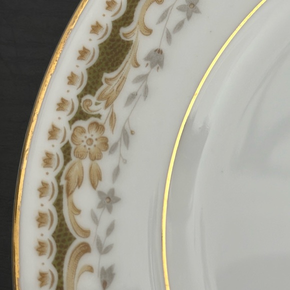 4 Queen Anne Signature Collection Select Fine China Bread/Dessert Plates - Picture 2 of 13